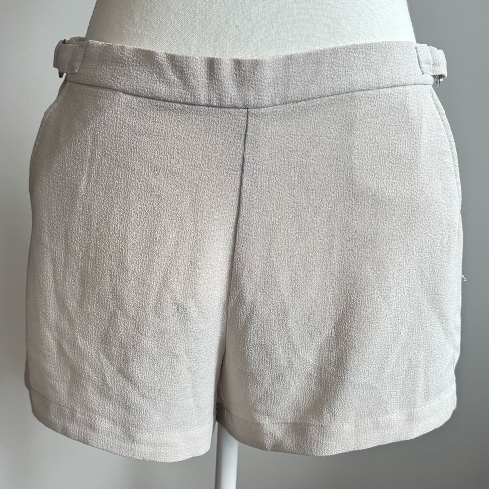 Calvin Klein - Women’s Dress Shorts - Small
